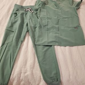 Figs set- Sage green